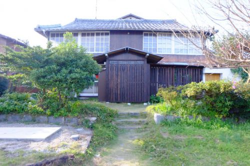コースのみの隠れ家的カレー屋「カレーのアキンボ」へいってきました。