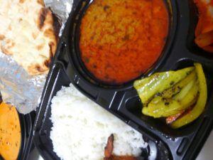 今年2回目、アティティのテイクアウトカレー弁当。