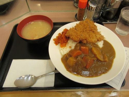 懐かしい昔ながらのお母さんの作ったカレーライスを楽しんでみた(池袋西口:ミトヤ)