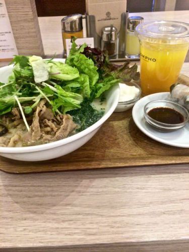 コム・フォー コピス吉祥寺店で豆乳グリーンカレーフォーセット