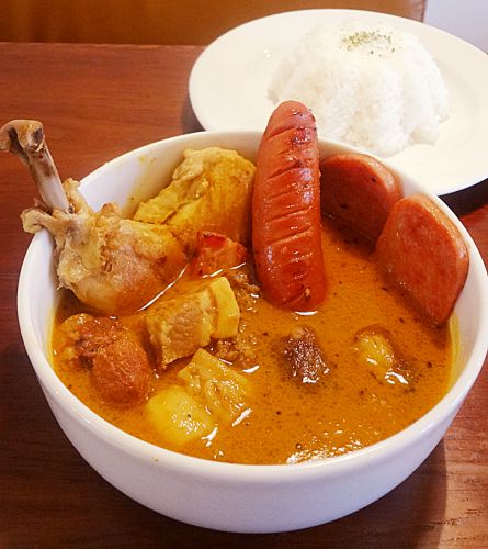 チョップ(CHOP)国泰寺から祇園に移転。ランチで肉全部乗せスープカレーに挑戦!(広島市安佐南区祇園)