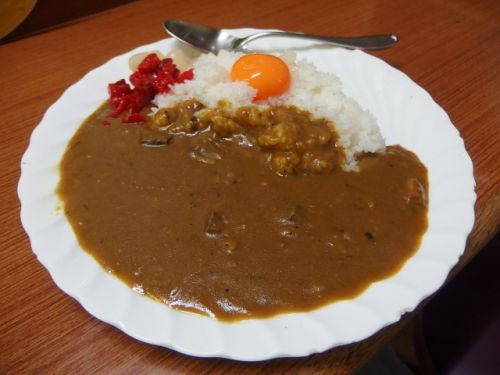 カレーショップ C&C@新長田 「おかんの作る昭和的なドロドロ家カレーやねん!」
