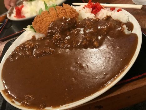 【デカ盛り】大繁盛居酒屋のメガ盛りカツカレーを並べてみました【大食い】たちばな(さいたま市)