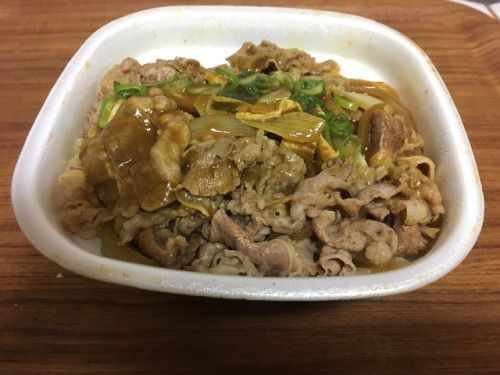 カレー南蛮牛丼…美味しかった。
多分、出た日に食べた(過去)