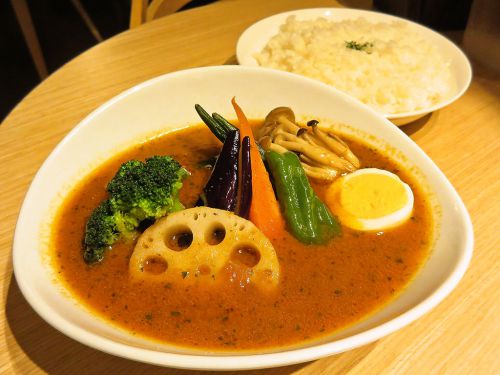 [2017.04.22] くまちゃん (ローストビーフ丼＆スープカレー)「野菜カリー」