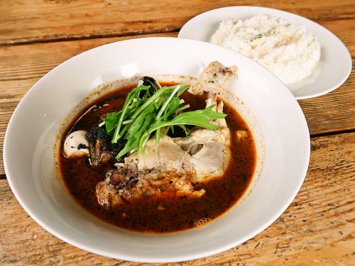 [2017.05.21] 山小屋咖哩 Vege 本店「チキンとお野菜のカレー」