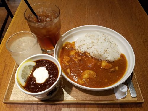 Soup Stock Tokyo の豚バラ煮込みのマンゴーカレー