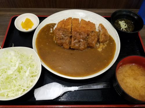とんかつ・定食とんちゃんのロースカツカレー定食