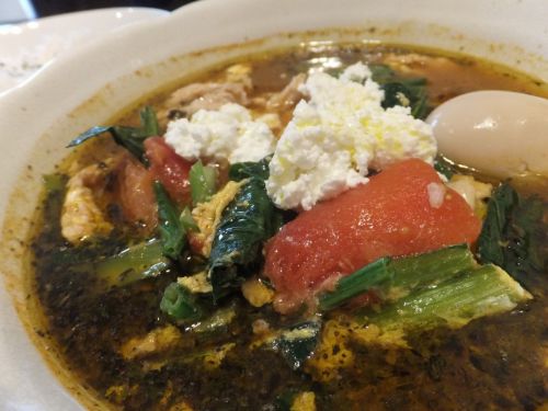 西屯田通りスープカレー本舗【札幌山鼻】◆ふわふわカリカリのチキン!美味しいのにこんなに安くていいんですか?!