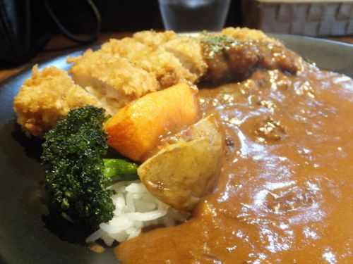 エイトカリー(E-itou Curry)【札幌中の島】◆絶品♪胃にもたれないカツカレー!