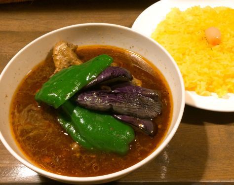新橋「ガネー舎」ボリュームの具材で満足満腹、たまにはスープカレーもいいね。
