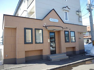 カレーと歌とプロレス(カレーリーフ)