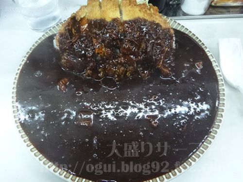 キッチン南海神保町店でカツカレー大盛り!行列並んで食べてみた♪