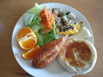朝食でカレーチャージ(あさねぼうのベッカライ)