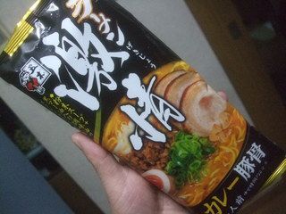 らーめん「激情 カレー豚骨」