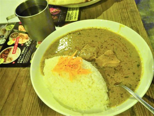 倉庫カリー/札幌北13条東駅◆ネパール人による本格カレーがワンコイン!インド直輸入のスパイスとボリュームは再訪決定♪
