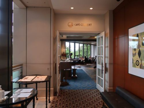 帝国ホテル大阪 『カフェ クベール(CAFÉ COUVERT)』2018年7月1日~8月31日までカレーフェアーが開催されてます。