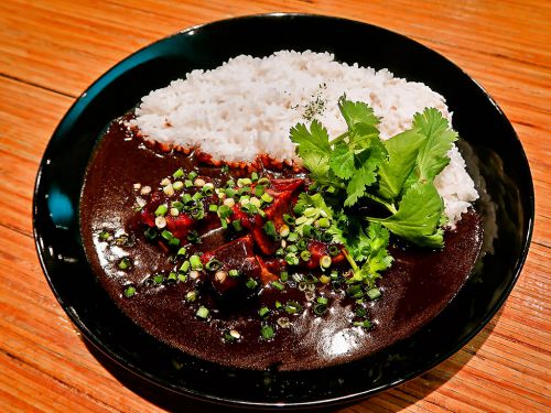[2018.02.09] コクドウカレー 南8条店「黒の豚角煮カレー」