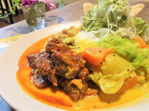 スサンタキッチン/北海道旭川◆本場のスパイスと地元野菜たっぷりの本格スリランカカレー!