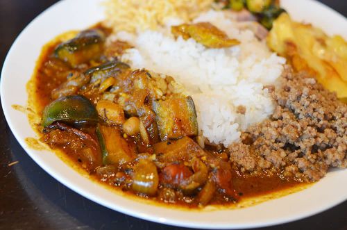 宗像、神湊漁港からも近くのハッピーハーブスへ(福岡のカレー好き必見