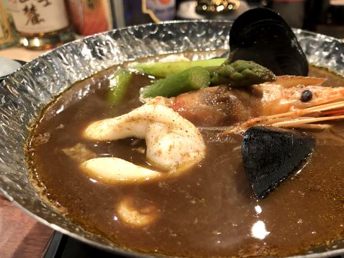 『新地本通り みしょう』~趣を凝らしたおもてなし!!元大使館公邸料理人が生み出す珠玉のスープカレー☆~