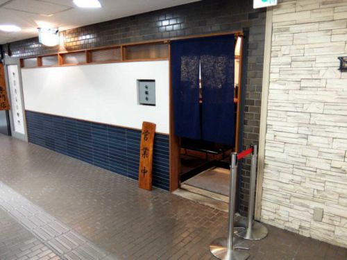 カレー専門店 白銀亭 本町店「トンカツカレー」in 大阪 本町