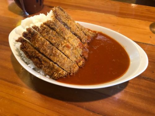 スタンドテンのポークカレー150倍カツのせ大盛り!
今度は間違えずに150って言えた
#カレー #激辛 #東海大駅前