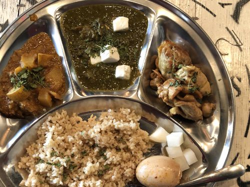 『Curry GaGa』~現地仕込みの確かな味わい!!アメ村ピンポンBARの間借りインドカレー☆~