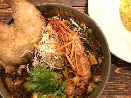 『spice&cafe SidMid』~海鮮出汁の旨味の宝庫!!大阪屈指のスープカレーを堪能☆~