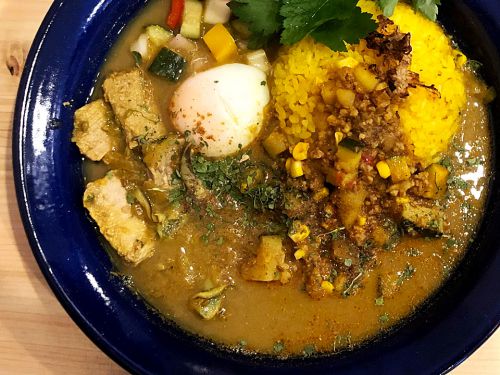 『スパイスカレー旬香唐 総持寺店』~圧倒的な魚介感!!西中島の大人気出汁カレーが総持寺に降臨☆~
