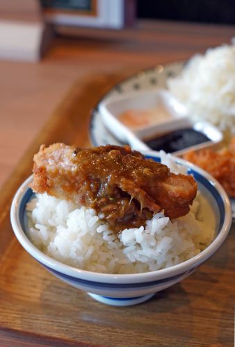志免町【肉菜処 かえる屋】でトンカツ定食。大丸『カレー展』始まりました!!