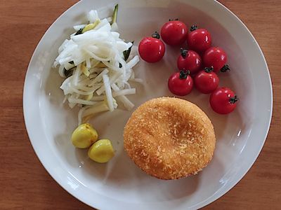 黒カレーパン(ファリーヌ・ド・パリ芽室店)
