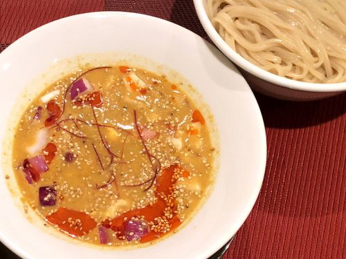 『Fuji-yama kohta』~もはや発明級!!北浜を揺るがす独創性豊かなカレーつけ麺が爆誕☆~