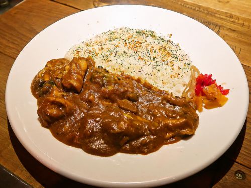 [2019.06.06] 円山教授。「しびれ鶏カレー」