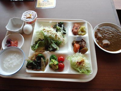 釧路ツアーでしっかりカレーを堪能(萄々花、CRABON)