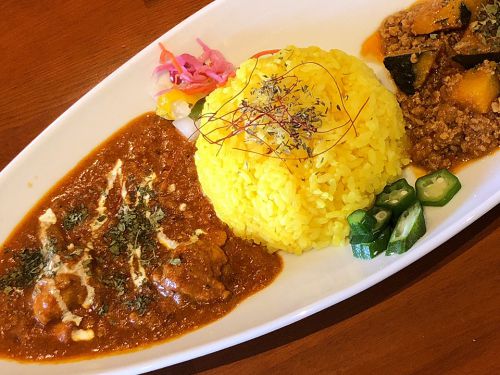 『空腹は最高のスパイスカレー』~オールマイティなマイルドさ!!夙川高架下の週3カレー店☆~