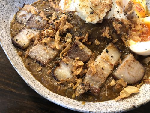 『燻製カレー 池田本店』~スパイスと燻製が織り成す香りの融合!!池田駅近くの新進気鋭のカレー店誕生☆~