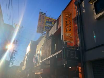 ようこそ駅前カレーの国へ。「SPICE ISLAND カレーの国」(西小山)