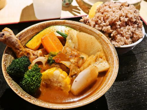 [2019.08.27] スープカリー 奥芝商店 眞栄荘「やわらかチキンと季節の野菜カレー」