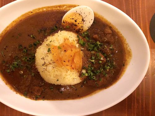 『cafe boosan』~スパイス×音楽の心地良さ!!徳島駅近くのジャズ喫茶で本格スパイシーカレー☆~