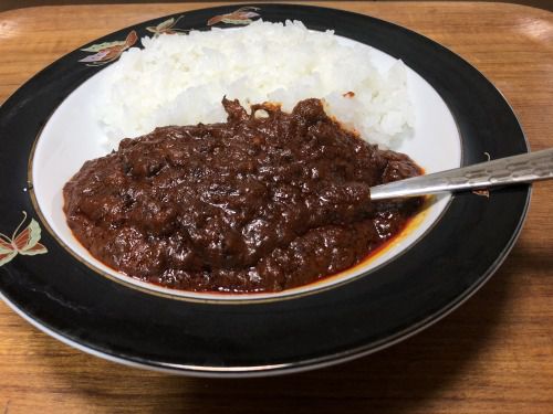 【2019一年分まとめUP】
牛すじカレーの完成形
相方さんも喜んでくれました。
真空パックにして実家で食べる3食分持ち帰り