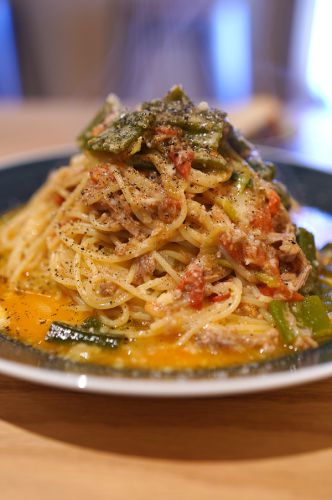 あさだ荘【Agora】でパスタランチ、からの【バンクスドーナツ】【PLASE STORE】。今夜22時からは『カレバカラジオ』の生放送です。ゲストは【クボカリー】さん。