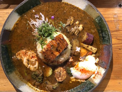 西天満『スープカレーなっぱ』~祝!!究極のカレーAWARD2020総合GP!!圧倒的旨味の土用限定スープカレー☆~