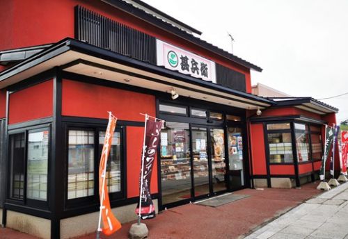 甚兵衛湯川店の「9種類の夏野菜のカレー」は野菜もボリュームもたっぷり!