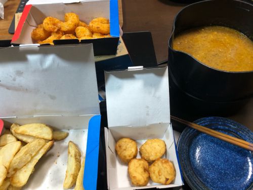 ドミノピザのサイドをカレーフォンデュで食す回。