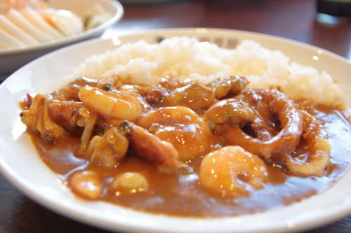ココイチのカレーは、全メニューを「スモール」ハーフサイズにできる