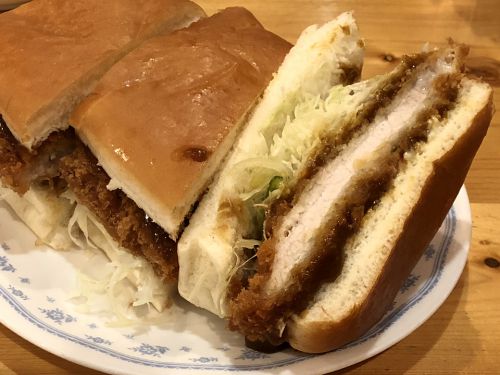 天満『コメダ珈琲店 天神橋筋六丁目店』~しっかり本格派!!コメダ×中村屋コラボが生んだ魅惑のカツカレーサンド☆~