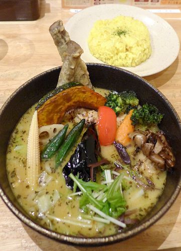 荒谷商店 行列のできる札幌スープカレーの人気店でランチしました 東広島市西条昭和町 あらたにしょうてん