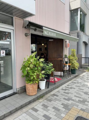 ヘンドリクス カリー バー 香辛料の魔術師・スパイスの妙手が作る魅力的なカレー