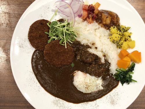 西天満『RESTAURE』~豪華絢爛!!隠れ家フレンチの欧風スパイシーカレー☆~